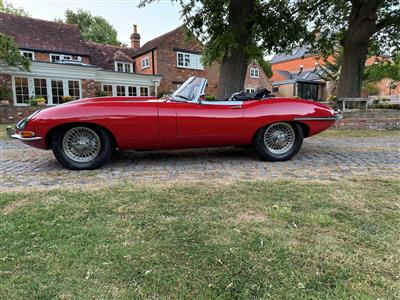 Jaguar+E Type