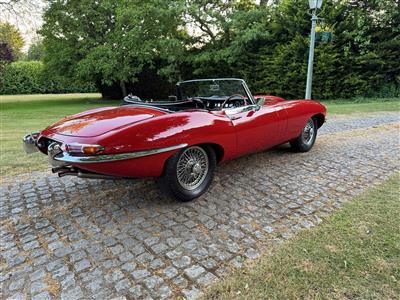Jaguar+E Type