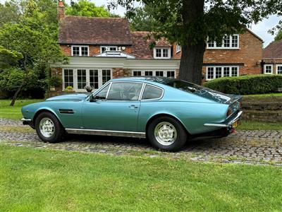 Aston Martin+V8 Saloon