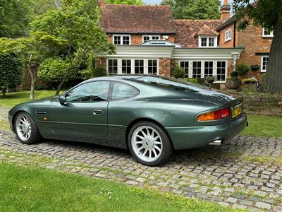 Aston Martin+DB7