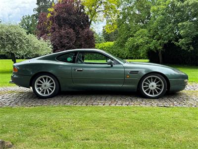 Aston Martin+DB7