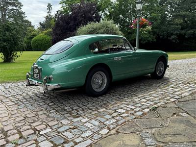 Aston Martin+DB2/4