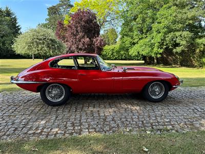 Jaguar+E Type