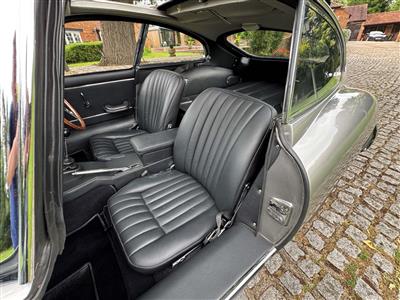 Jaguar+E Type