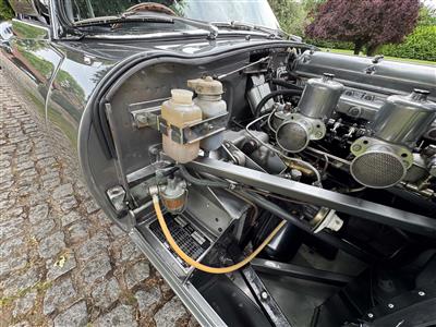 Jaguar+E Type