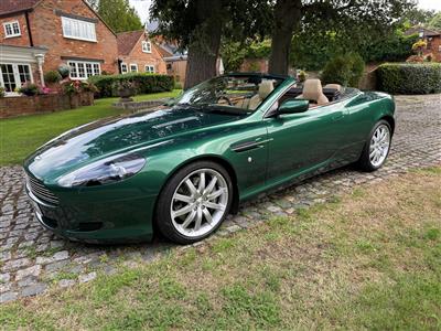 Aston Martin+DB9