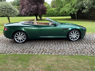 Aston Martin+DB9