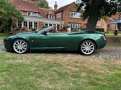 Aston Martin+DB9