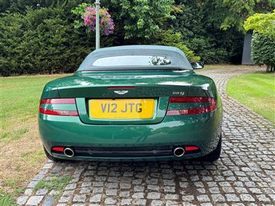 Aston Martin+DB9