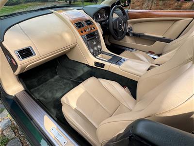 Aston Martin+DB9