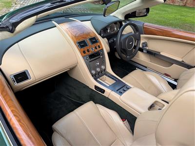 Aston Martin+DB9