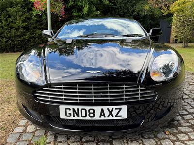 Aston Martin+DB9