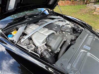 Aston Martin+DB9