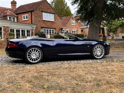 Aston Martin+DB9