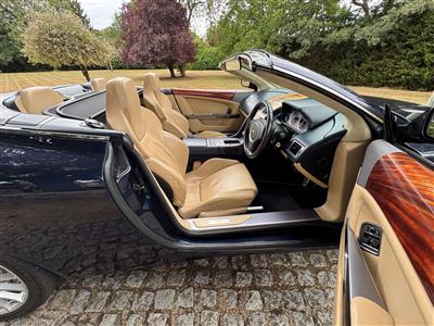 Aston Martin+DB9