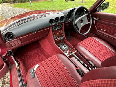 Mercedes Benz+280SL