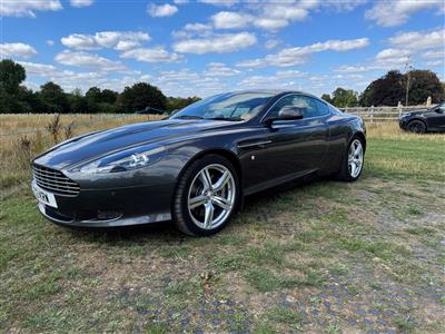 Aston Martin+DB9