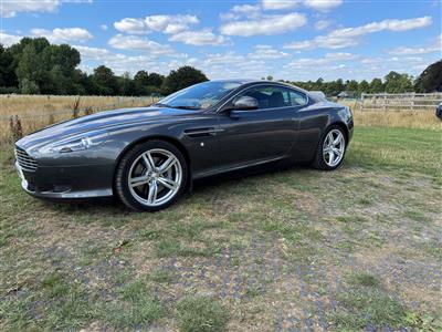 Aston Martin+DB9