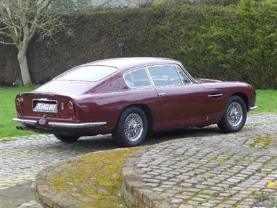 Aston Martin+DB6