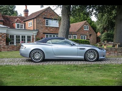 Aston Martin+DB9