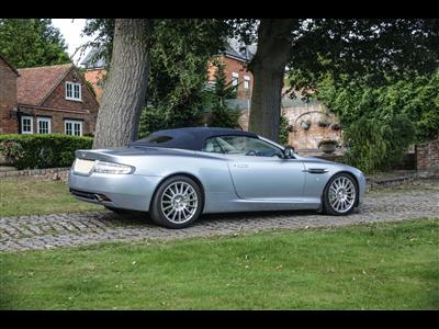 Aston Martin+DB9