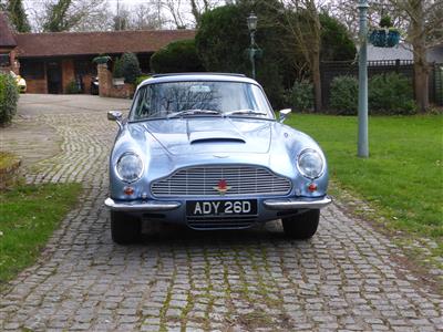 Aston Martin+DB6