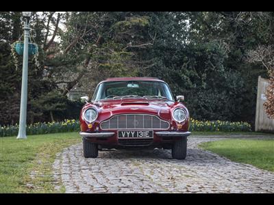 Aston Martin+DB6