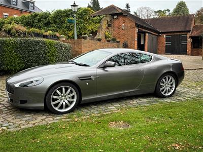 Aston Martin+DB9