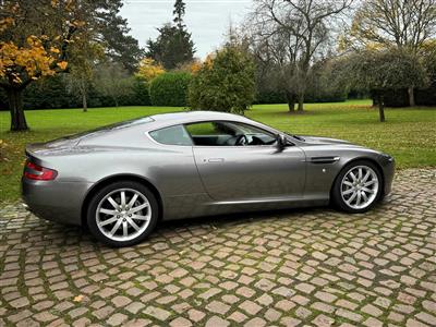 Aston Martin+DB9