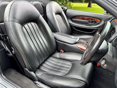 Aston Martin+DB7i6