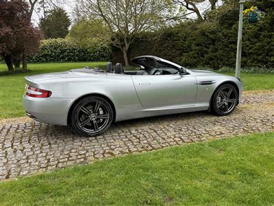 Aston Martin+DB9