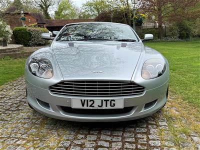 Aston Martin+DB9