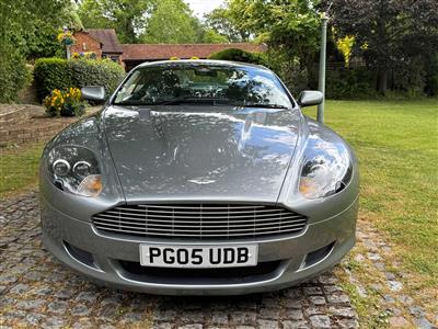 Aston Martin+DB9