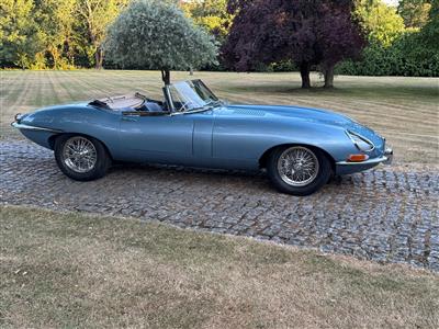 Jaguar+E Type