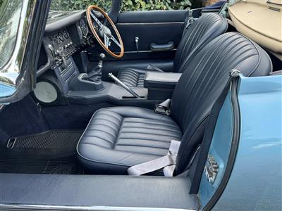 Jaguar+E Type