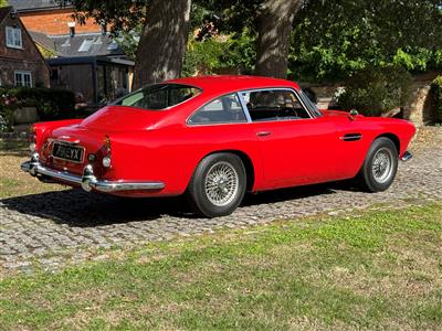 Aston Martin+DB4