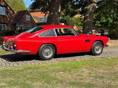 Aston Martin+DB4