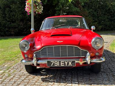 Aston Martin+DB4