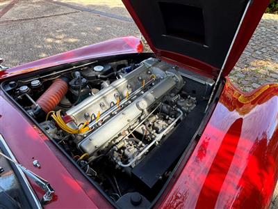 Aston Martin+DB4
