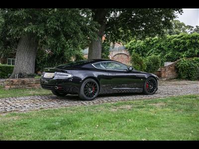 Aston Martin+DB9